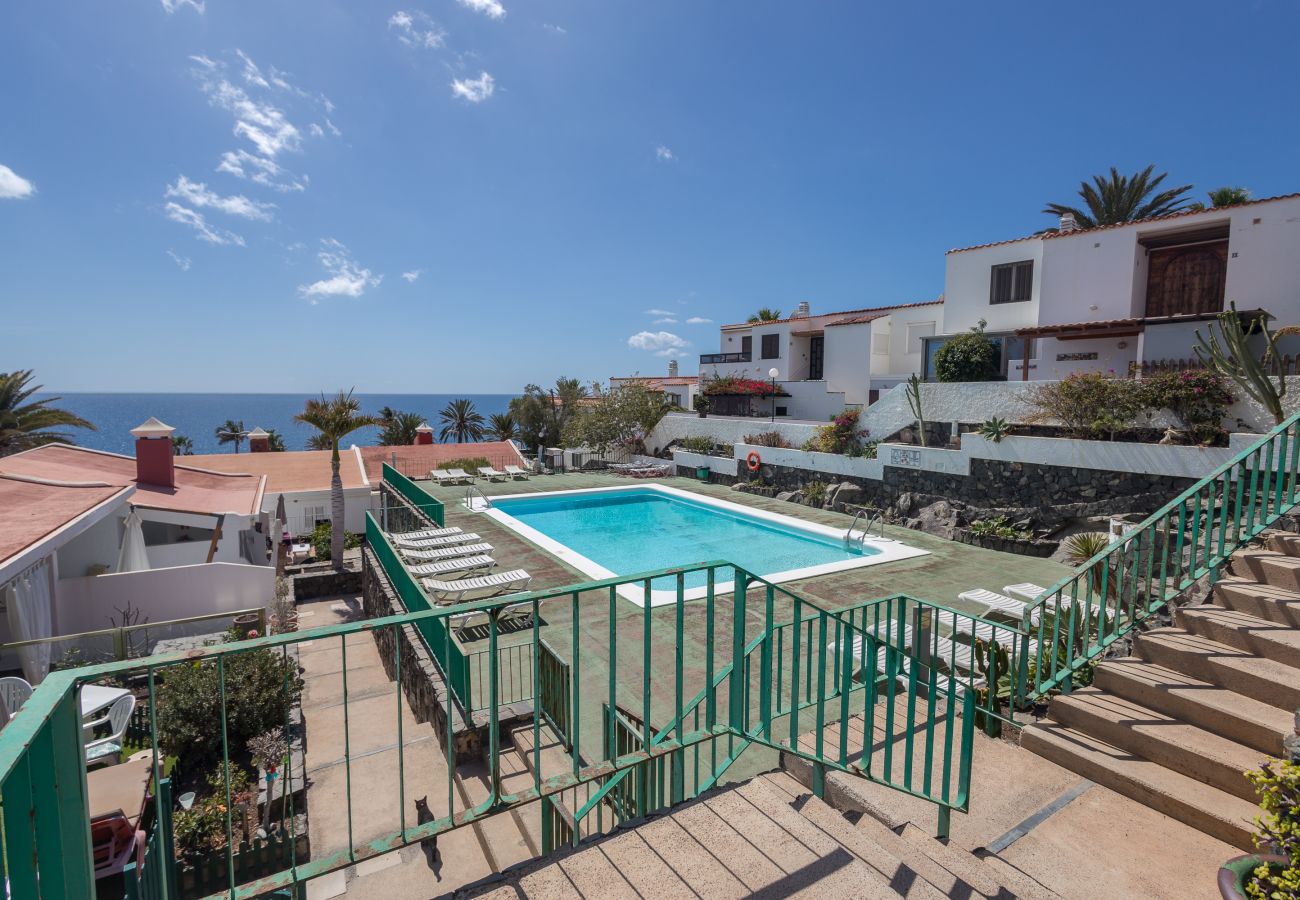 Bungalow in San Bartolomé de Tirajana - Playa del Aguila  Bungalow with Terrace Solarium