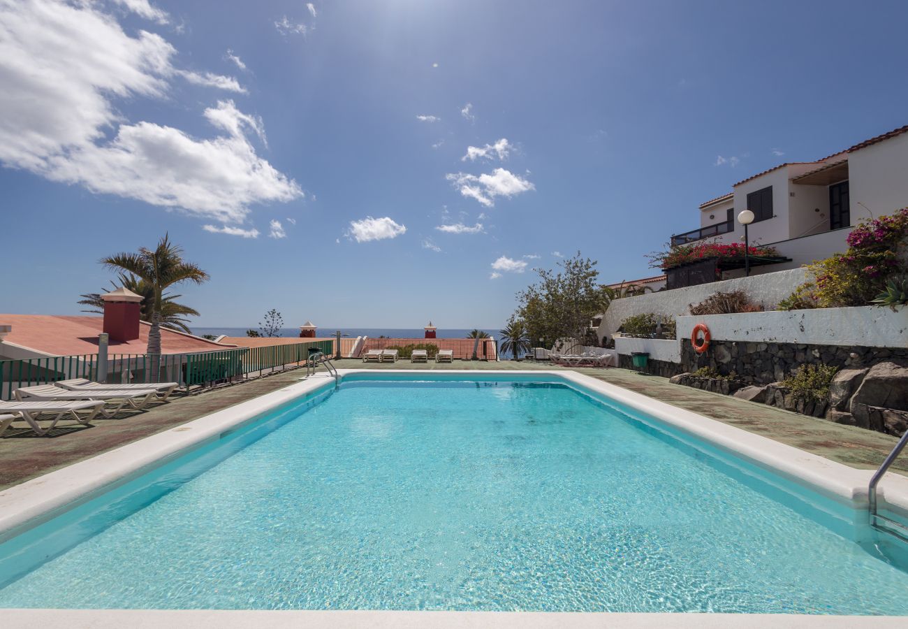 Bungalow in San Bartolomé de Tirajana - Playa del Aguila  Bungalow with Terrace Solarium