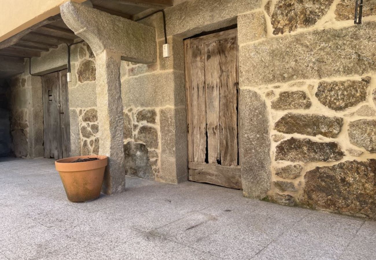 House in Ourense - YourHouse A Casa Da Corona, beautiful country house