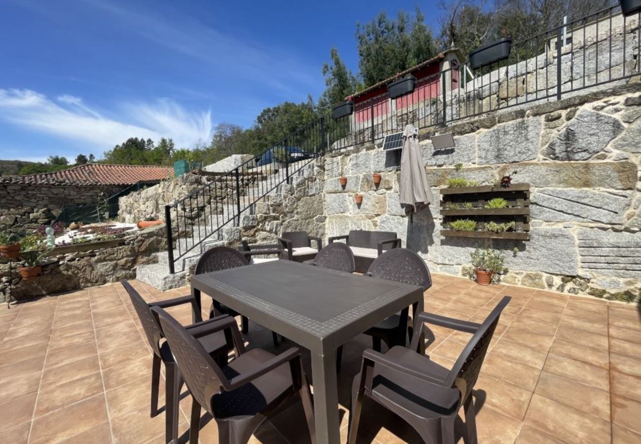 House in Ourense - YourHouse A Casa Da Corona, beautiful country house