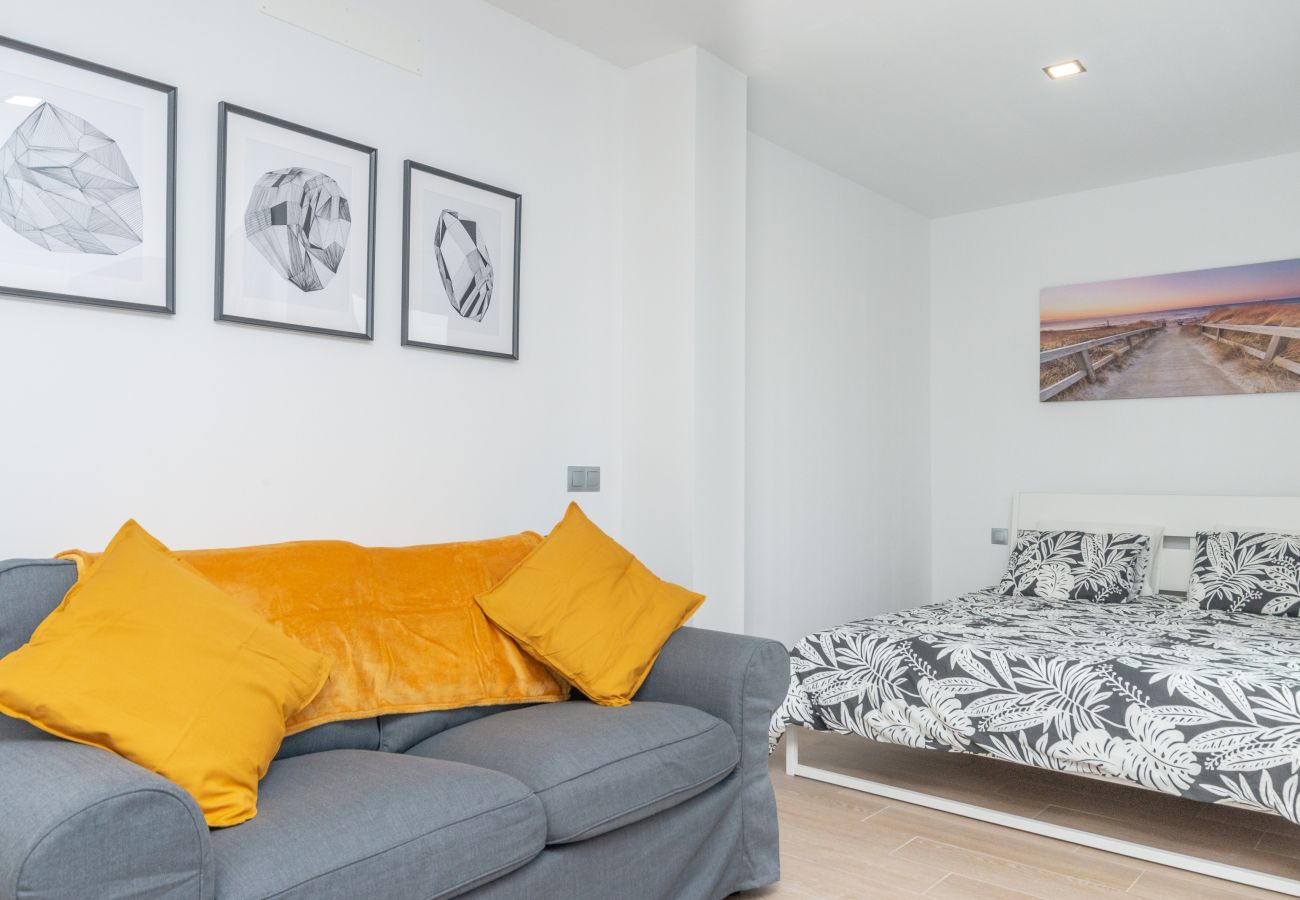Studio in Las Palmas de Gran Canaria - Lightbooking Canteras Beach Studio I