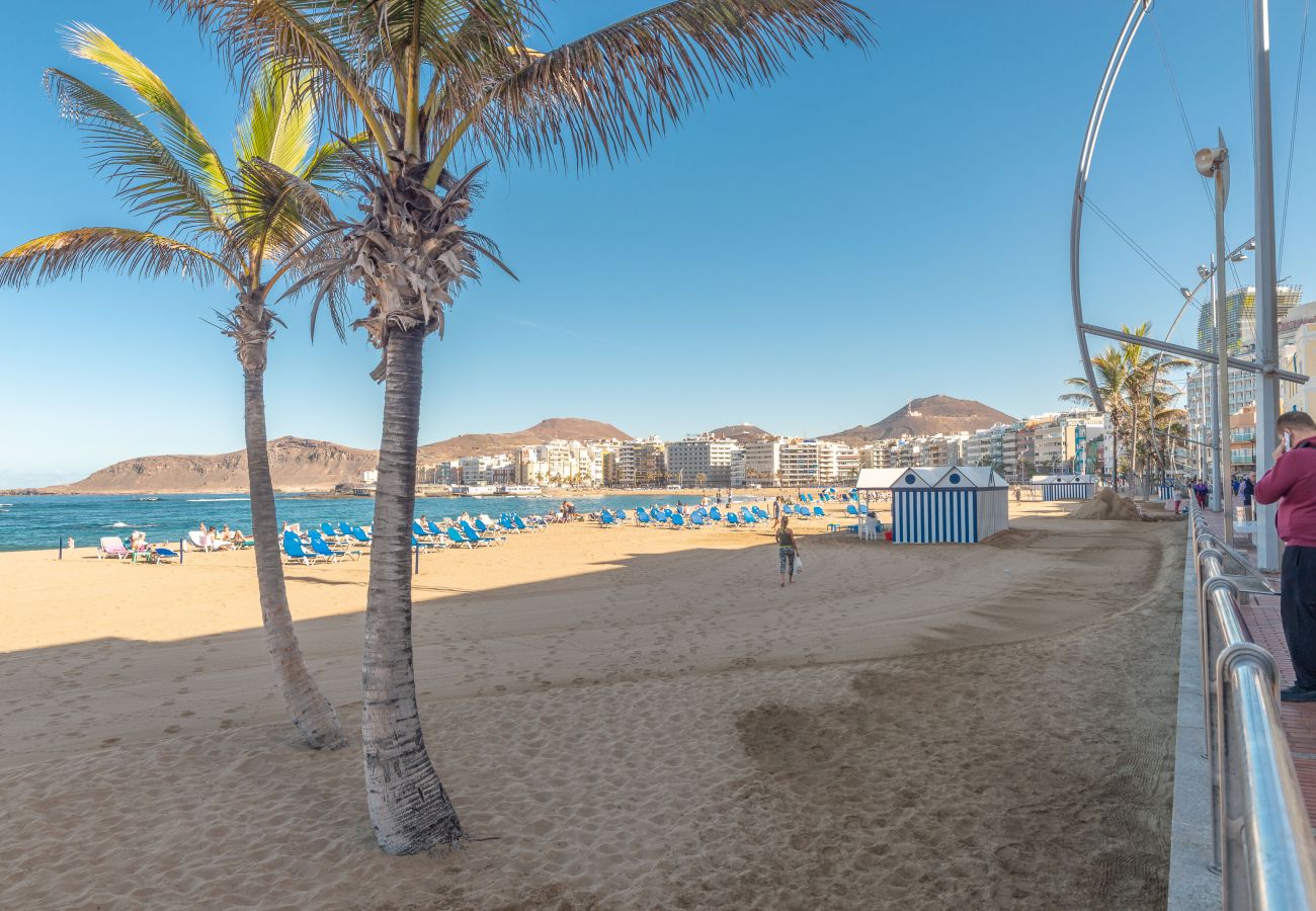 Studio in Las Palmas de Gran Canaria - Lightbooking Canteras Beach Studio I