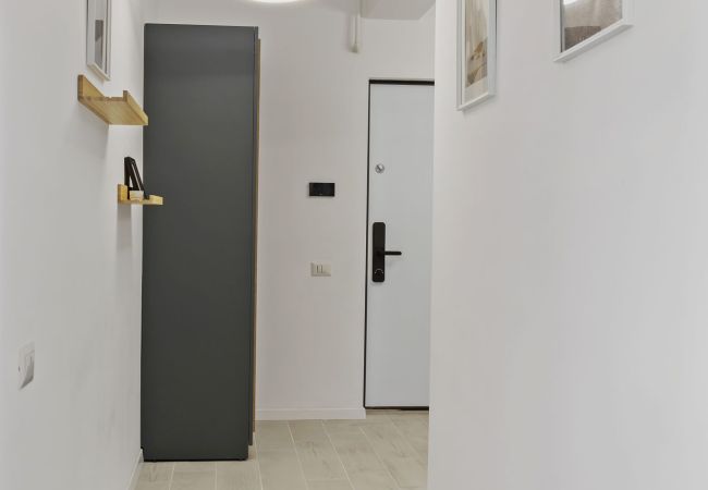 Apartment in Mamaia Nord - Serenity Breeze with Beach View Apartment in Mamaia Nord - Serenity Breeze with Beach View