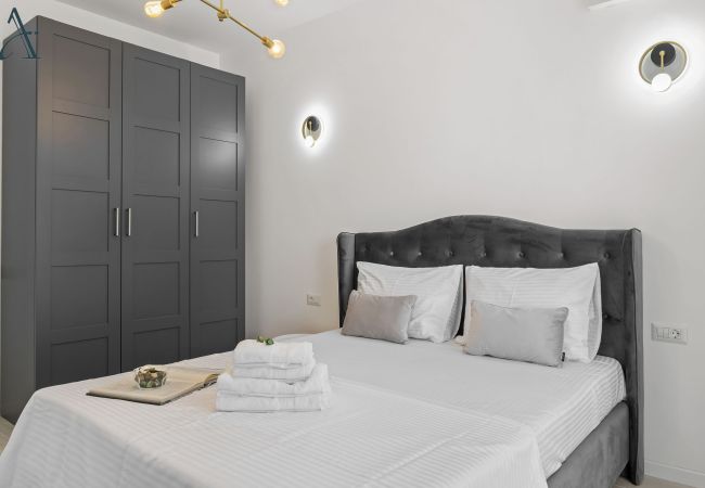 Apartment in Mamaia Nord - Serenity Breeze with Beach View Apartment in Mamaia Nord - Serenity Breeze with Beach View