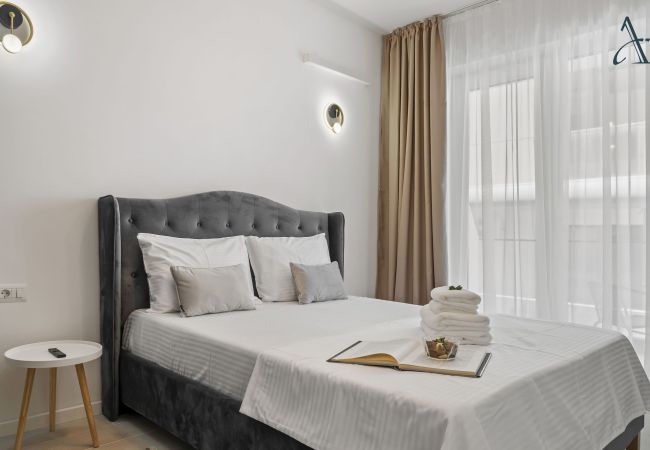 Apartment in Mamaia Nord - Serenity Breeze with Beach View Apartment in Mamaia Nord - Serenity Breeze with Beach View