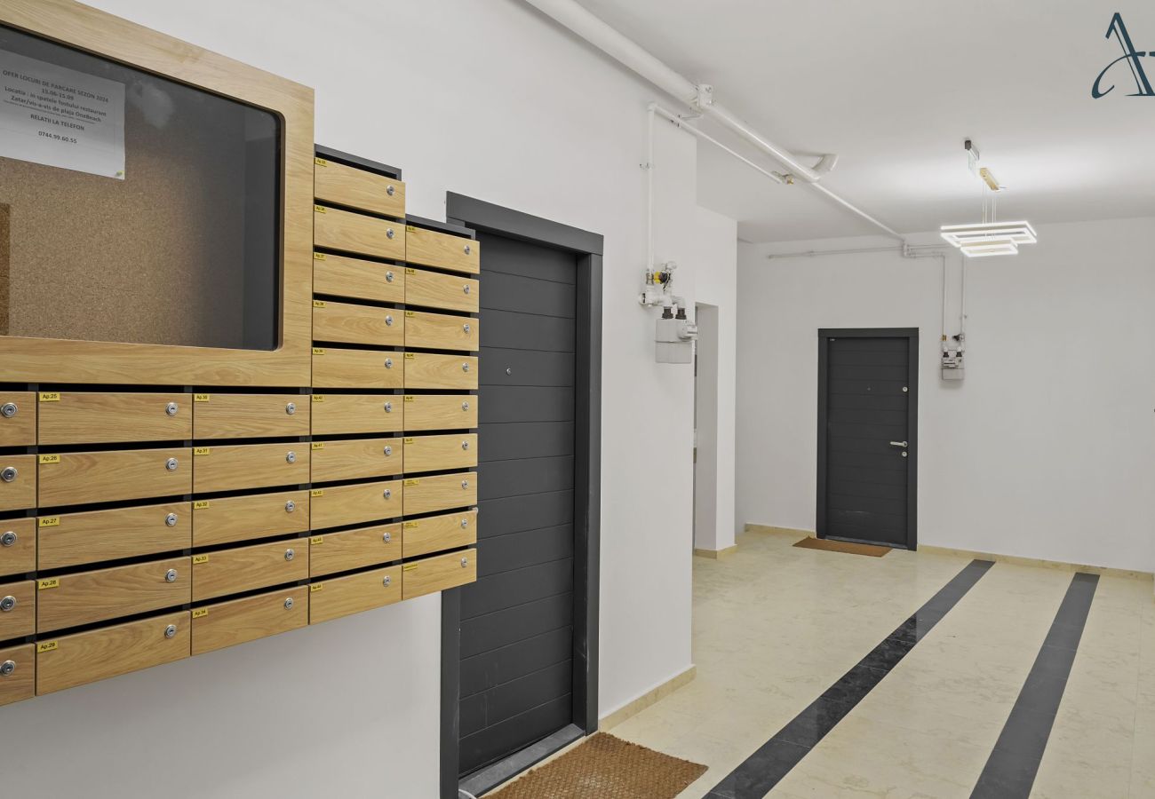 Apartment in Mamaia Nord - Serenity Breeze with Beach View