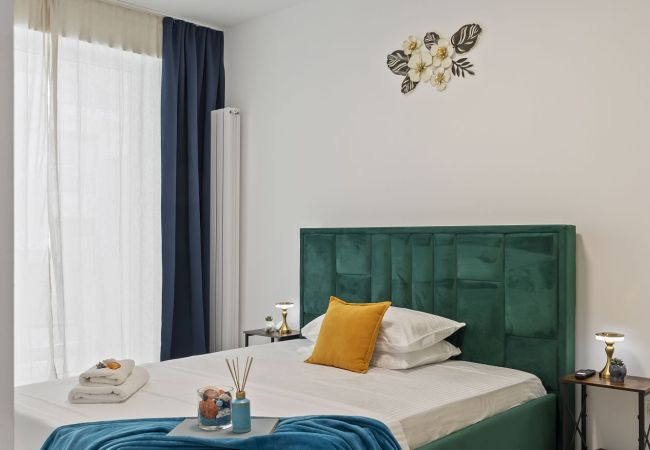 Apartment in Mamaia Nord - Brighthouse with Beach View Apartment in Mamaia Nord - Brighthouse with Beach View