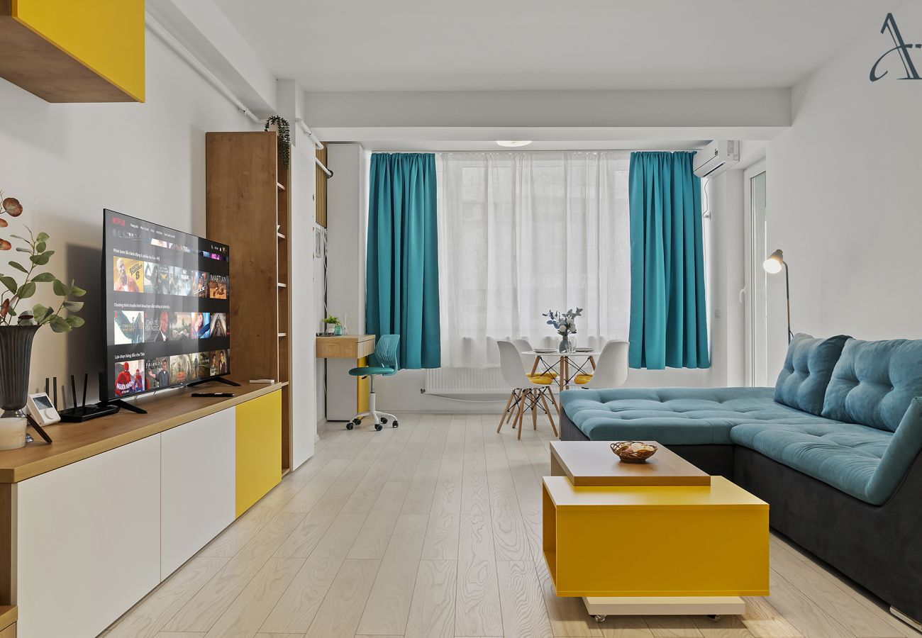 Apartment in Mamaia Nord - Brighthouse with Beach View