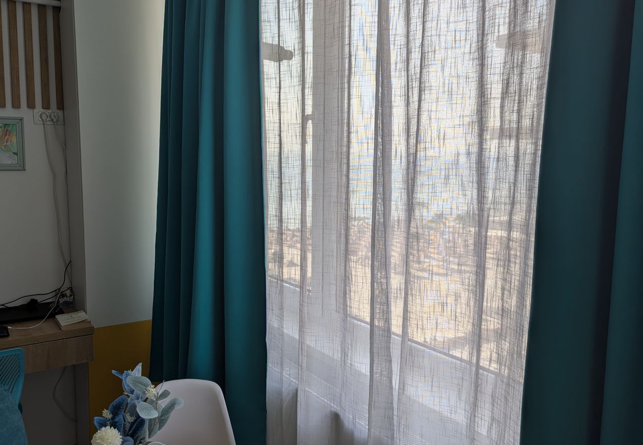 Apartment in Mamaia Nord - Brighthouse with Beach View
