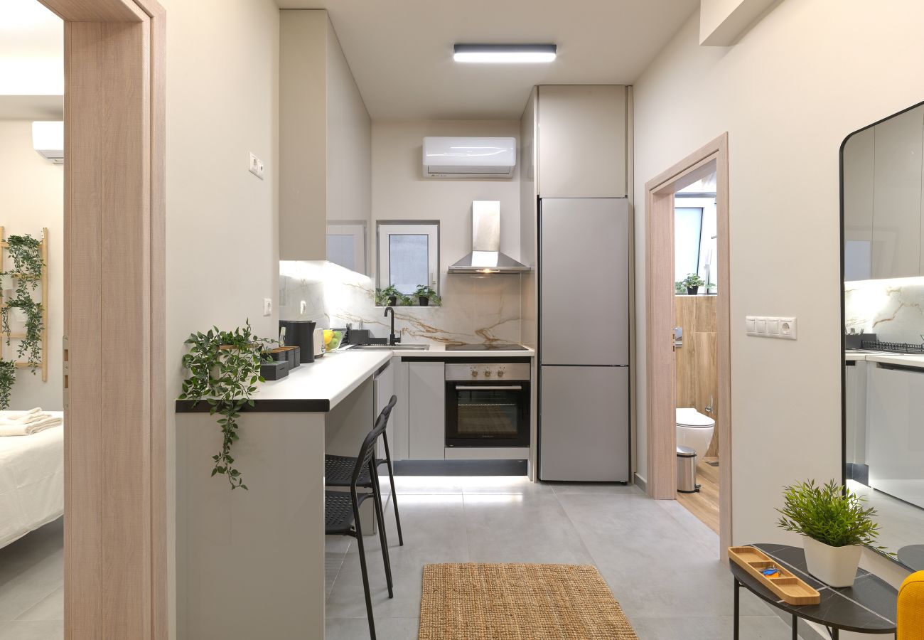 Studio in Athens - Discover Pagrati: Cozy Urban Hideout