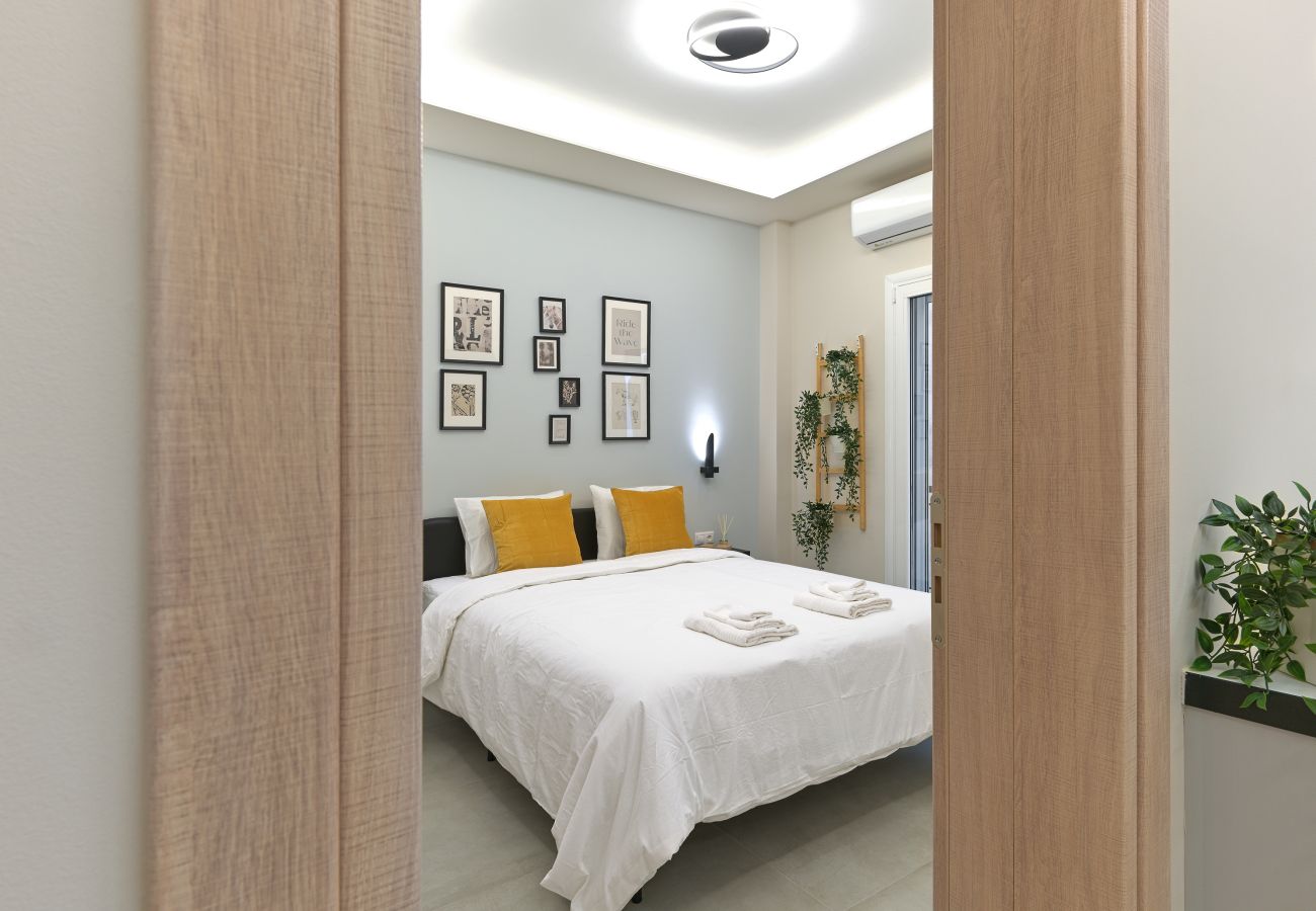 Studio in Athens - Discover Pagrati: Cozy Urban Hideout