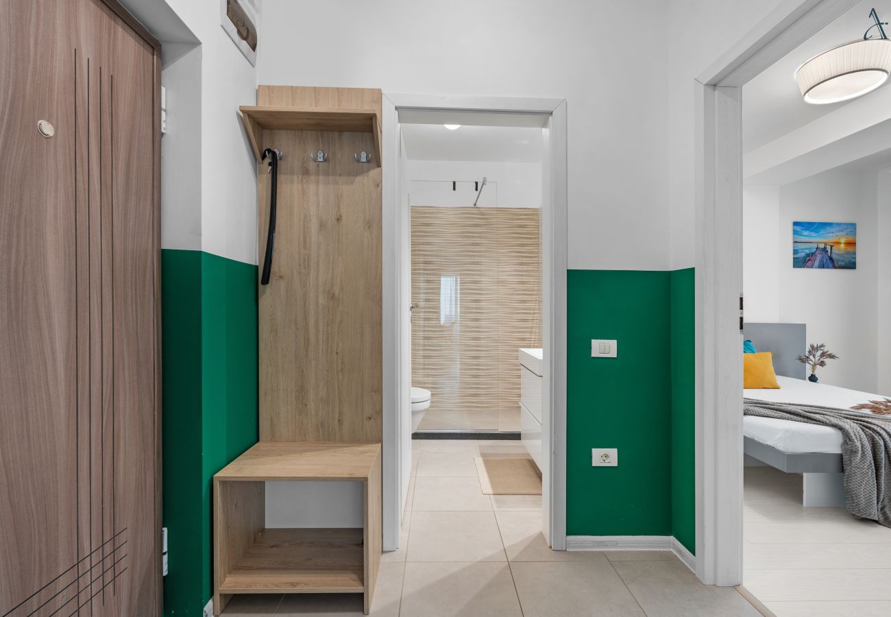 Apartment in Mamaia Nord - BlueWave Retreat