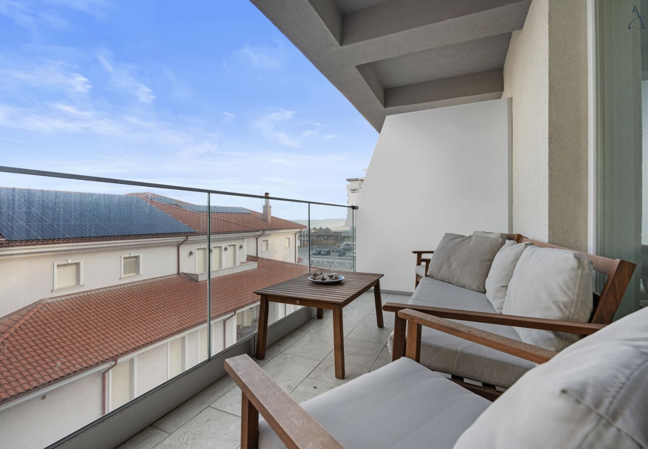 Apartment in Mamaia Nord - BlueWave Retreat