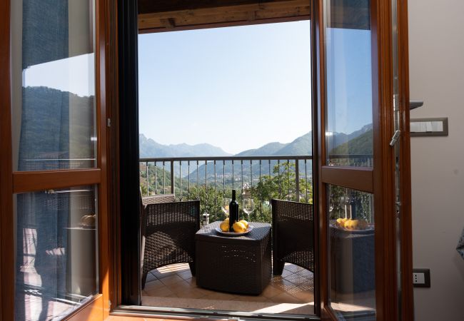 House in Tramonti - Casa Francese Relax - An oasis of well-being not far from the sea House in Tramonti - Casa Francese Relax - An oasis of well-being not far from the sea