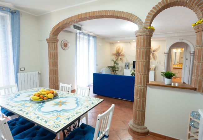House in Tramonti - Casa Francese Relax - An oasis of well-being not far from the sea House in Tramonti - Casa Francese Relax - An oasis of well-being not far from the sea