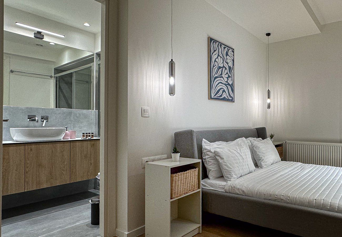 Apartment in Athens - Drakontos 1