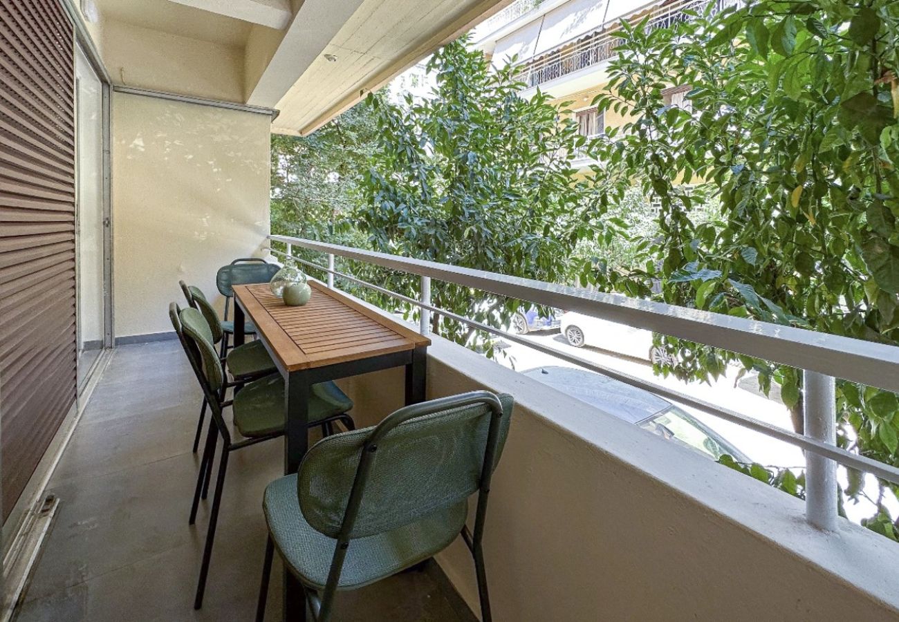 Apartment in Athens - Drakontos 1