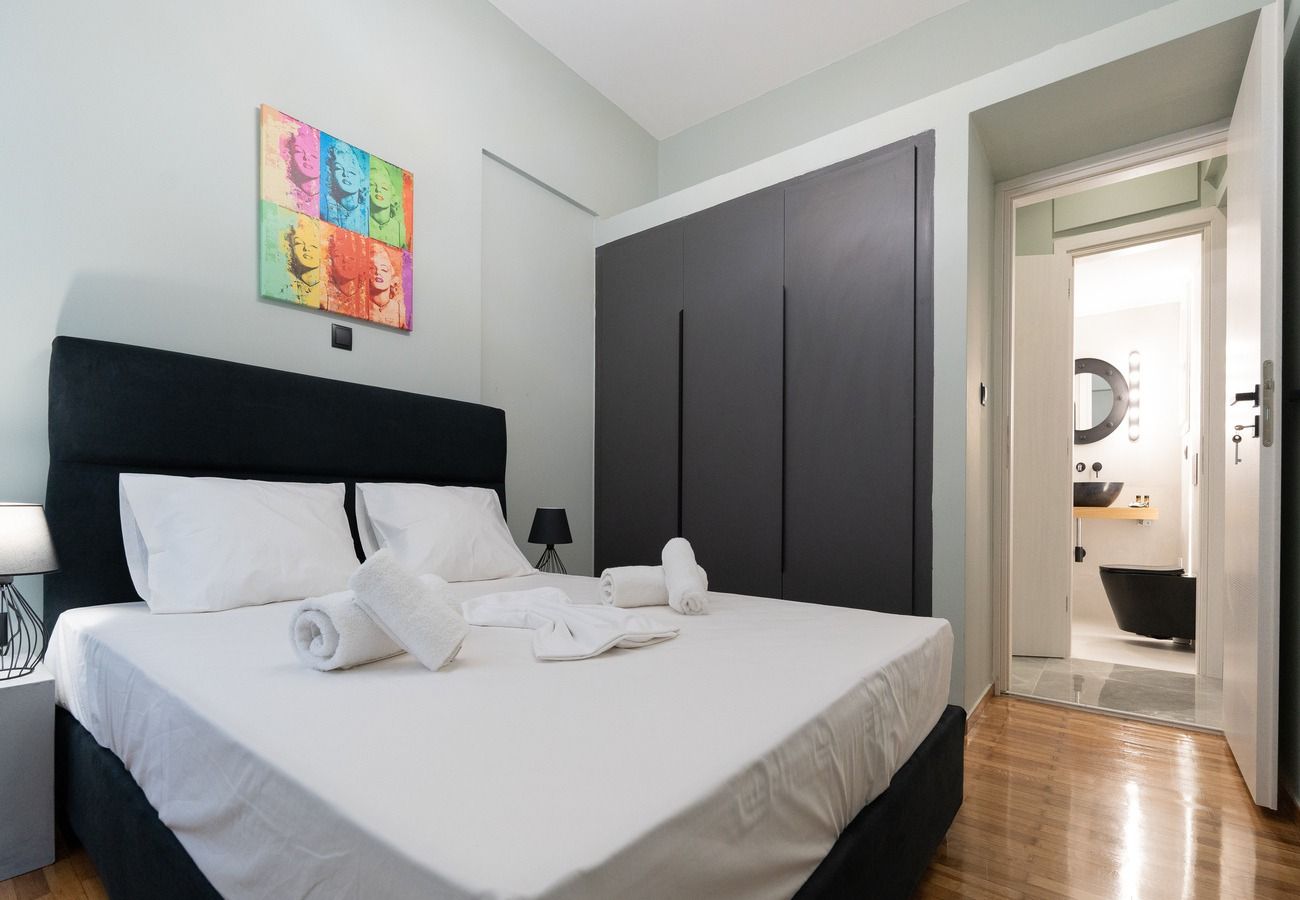 Apartment in Athens - Grigouriou Theologou 12-14