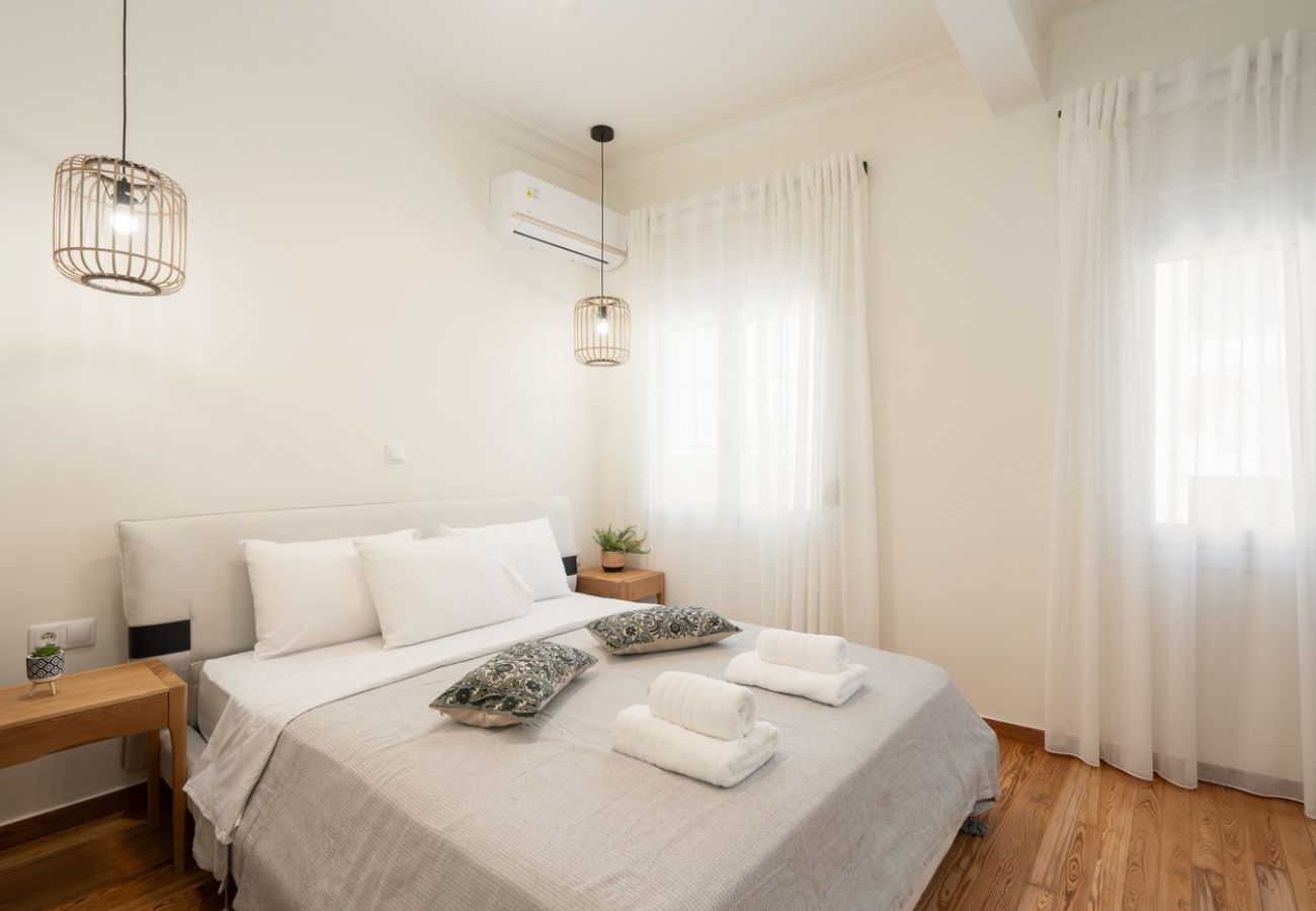 Apartment in Athens - Solonos 116