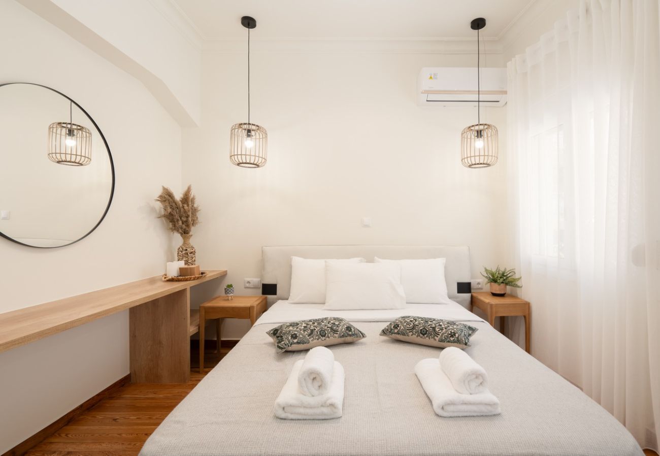 Apartment in Athens - Solonos 116