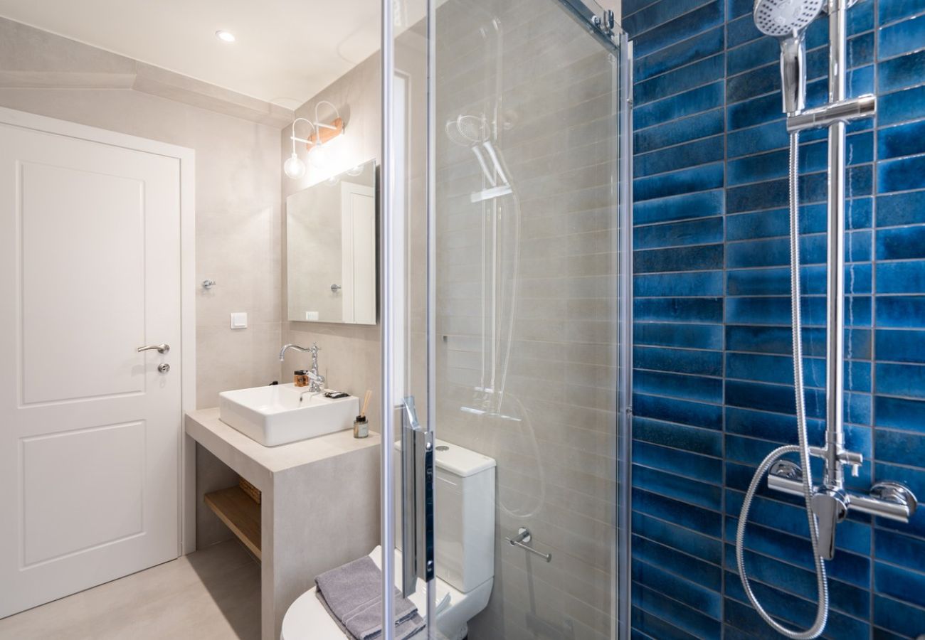 Apartment in Athens - Solonos 116