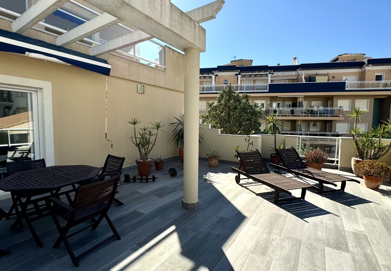 Apartment in Denia - CARLTON 5 Beachfront with large terrace