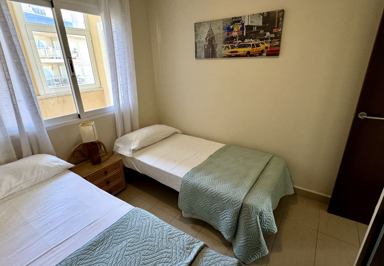 Apartment in Denia - CARLTON 5 Beachfront with large terrace