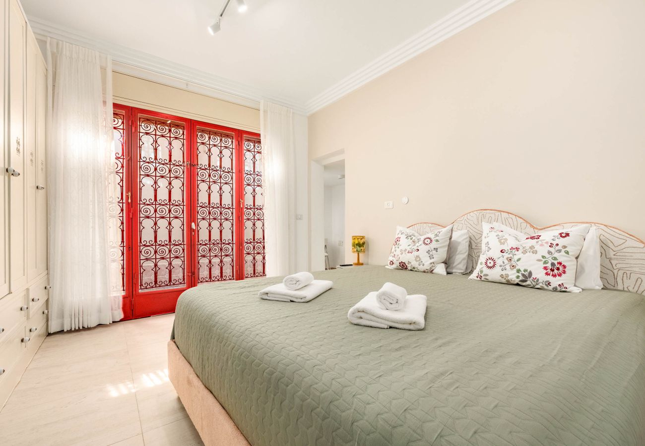 Apartment in Tel Aviv - Jaffa - Designer Gem Secret Patio & Jacuzzi Near Beach by FeelHome