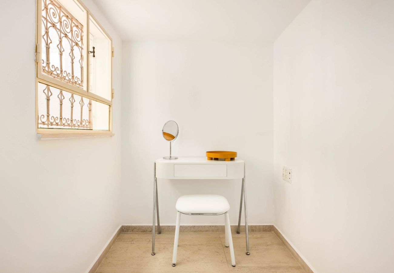Apartment in Tel Aviv - Jaffa - Designer Gem Secret Patio & Jacuzzi Near Beach by FeelHome