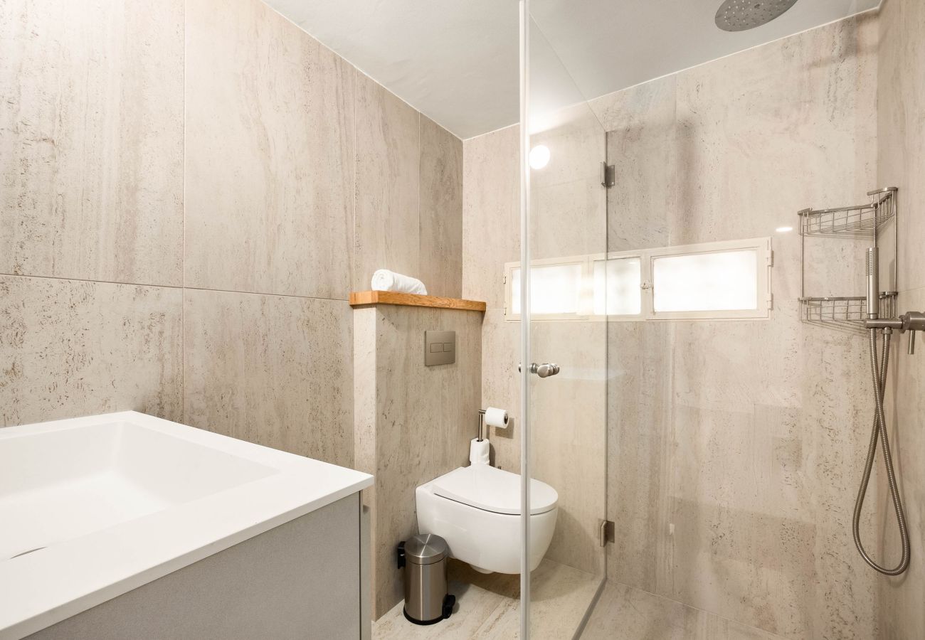 Apartment in Tel Aviv - Jaffa - Designer Gem Secret Patio & Jacuzzi Near Beach by FeelHome