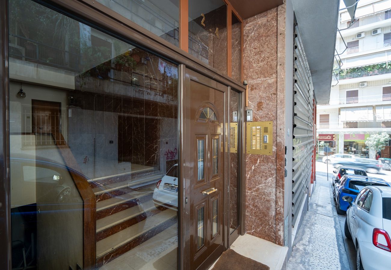 Apartment in Athens - Iliodorou 2
