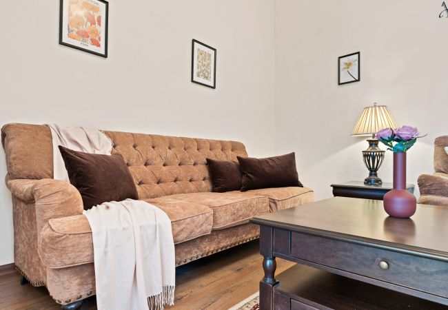 Apartment in Bucharest - 2 BDR în Old Town Bucharest Apartment in Bucharest - 2 BDR în Old Town Bucharest