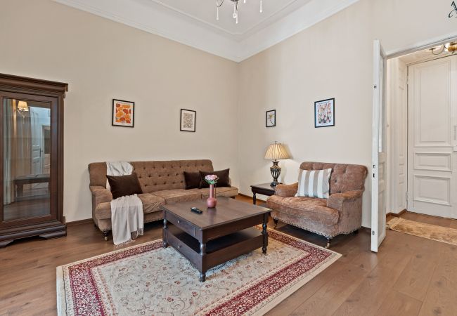 Apartment in Bucharest - 2 BDR în Old Town Bucharest Apartment in Bucharest - 2 BDR în Old Town Bucharest