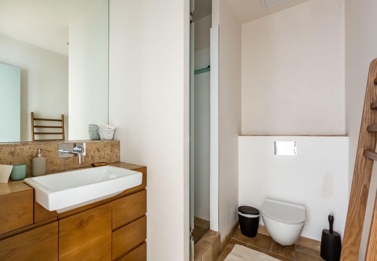 Apartment in Tel Aviv - Jaffa - Classy & Authentic Heart of TLV by FeelHome