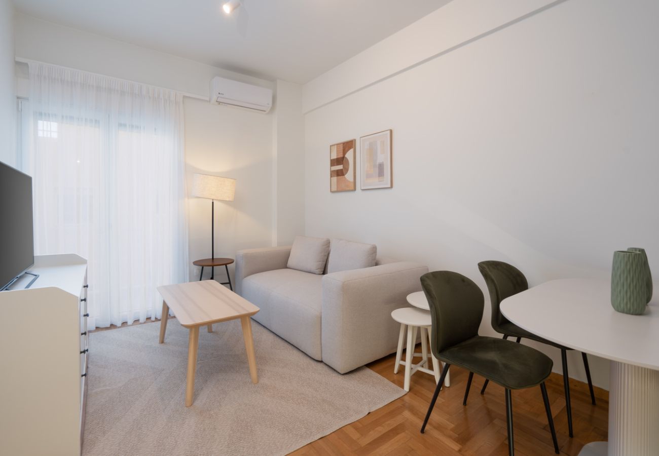 Apartment in Athens - Stilponos 13