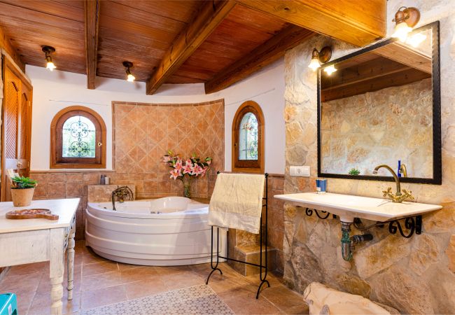 Villa in Selva - YourHouse Es Canyar Villa in Selva - YourHouse Es Canyar