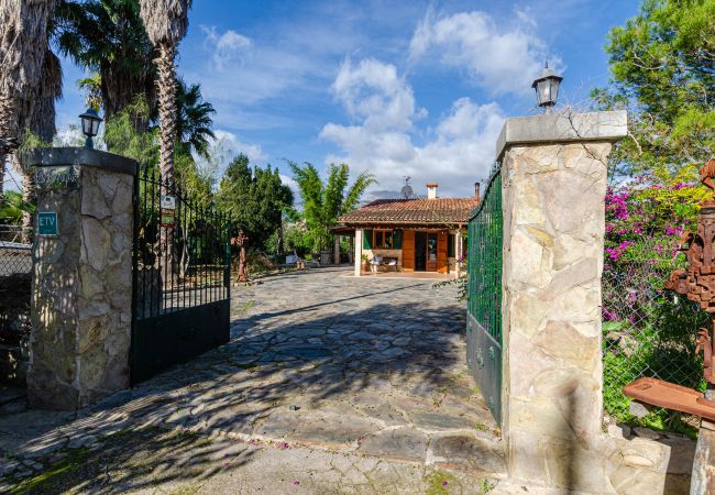 Villa in Selva - YourHouse Es Canyar Villa in Selva - YourHouse Es Canyar
