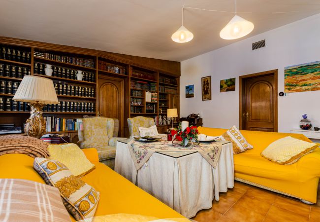 Villa in Lloseta - YourHouse Tramontana Villa in Lloseta - YourHouse Tramontana