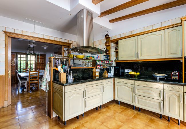 Villa in Lloseta - YourHouse Tramontana Villa in Lloseta - YourHouse Tramontana