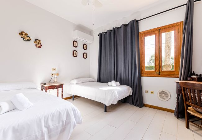 Villa in Lloseta - YourHouse Tramontana Villa in Lloseta - YourHouse Tramontana