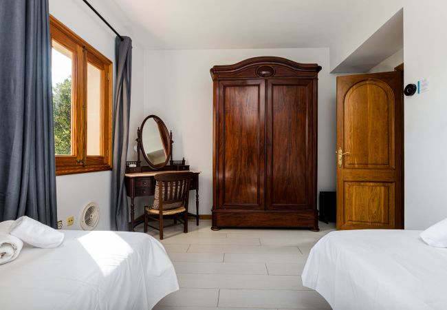 Villa in Lloseta - YourHouse Tramontana Villa in Lloseta - YourHouse Tramontana