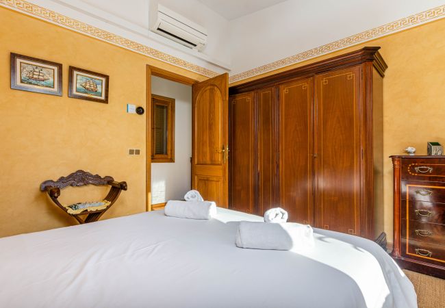 Villa in Lloseta - YourHouse Tramontana Villa in Lloseta - YourHouse Tramontana