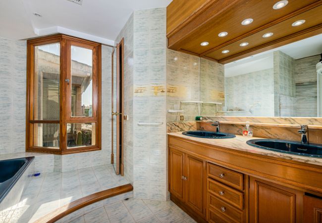 Villa in Lloseta - YourHouse Tramontana Villa in Lloseta - YourHouse Tramontana