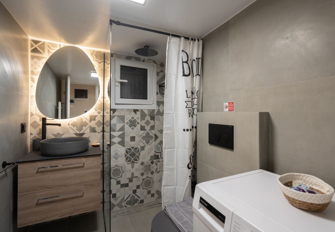 Apartment in Athens - Dimitrakopoulou 95