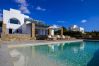 Villa in Tzanes - Soho Villa with private pool in Paros