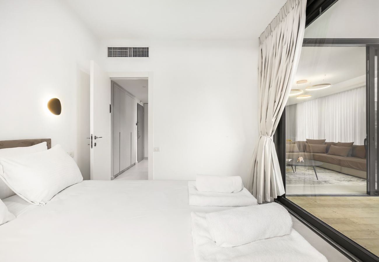 Apartment in Tel Aviv - Jaffa - Luxury 3BR Next to Geula Beach by FeelHome