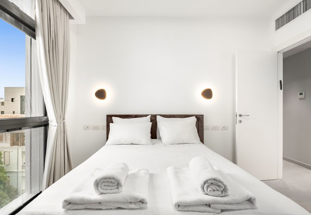 Apartment in Tel Aviv - Jaffa - Luxury 3BR Next to Geula Beach by FeelHome