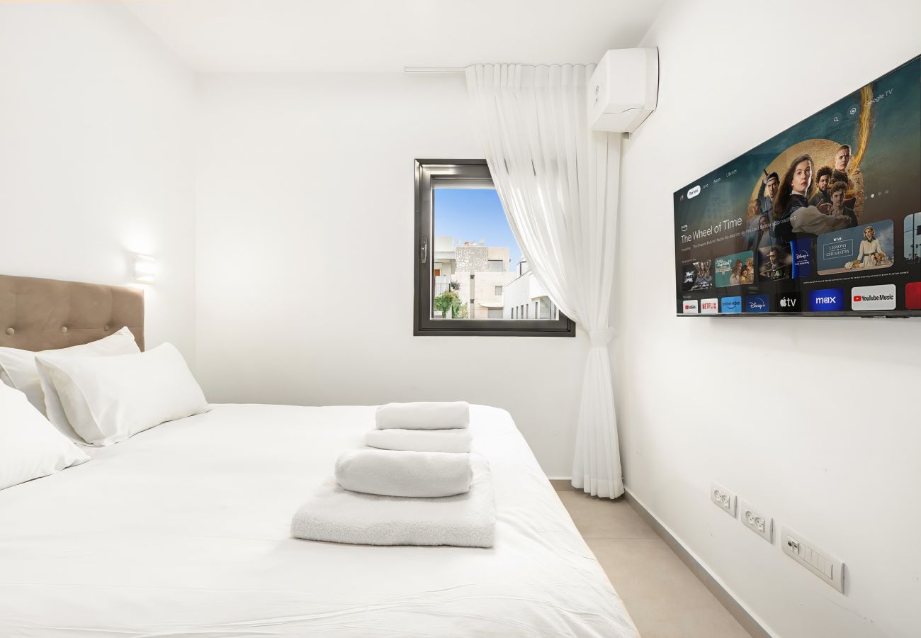 Apartment in Tel Aviv - Jaffa - Luxury 3BR Next to Geula Beach by FeelHome