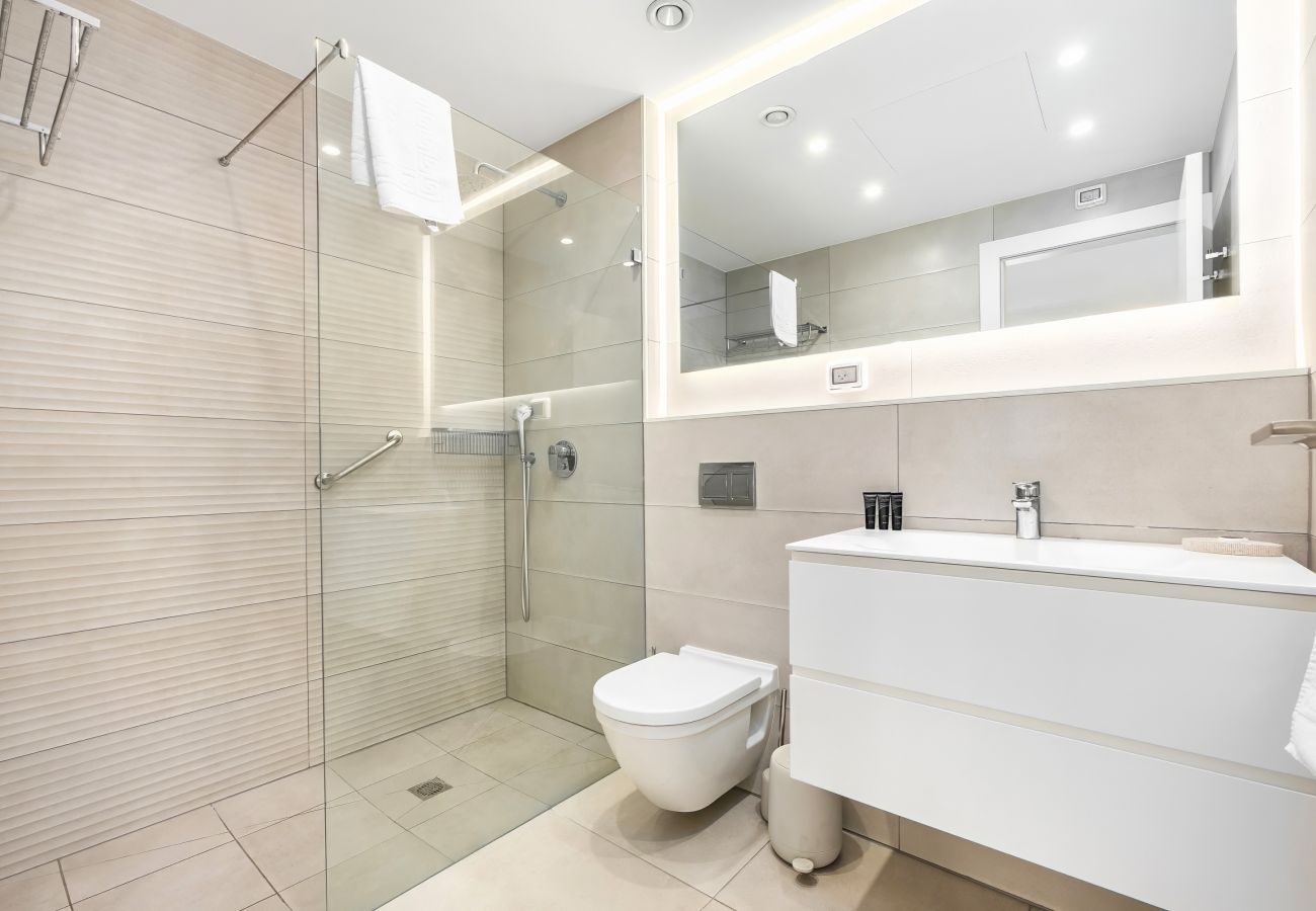 Apartment in Tel Aviv - Jaffa - Luxury 3BR Next to Geula Beach by FeelHome