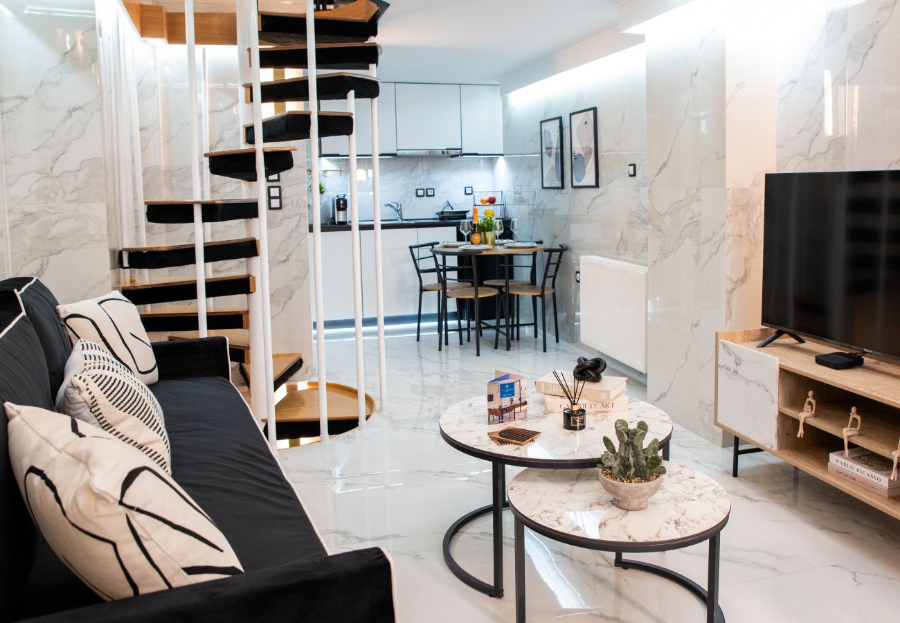 Apartment in Athens - A Rare Gem Near Acropolis in Koukaki